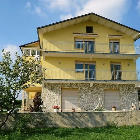 Tomic Apartament