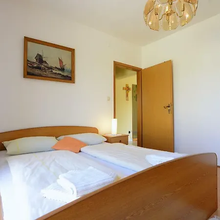 Apartament Tomic *