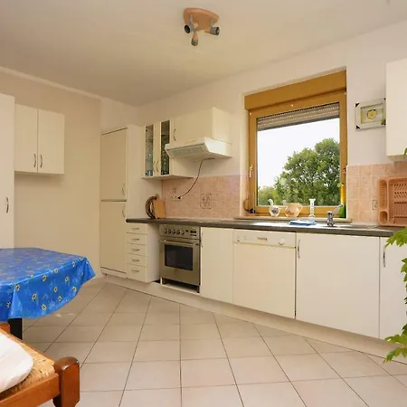 Apartament Tomic *